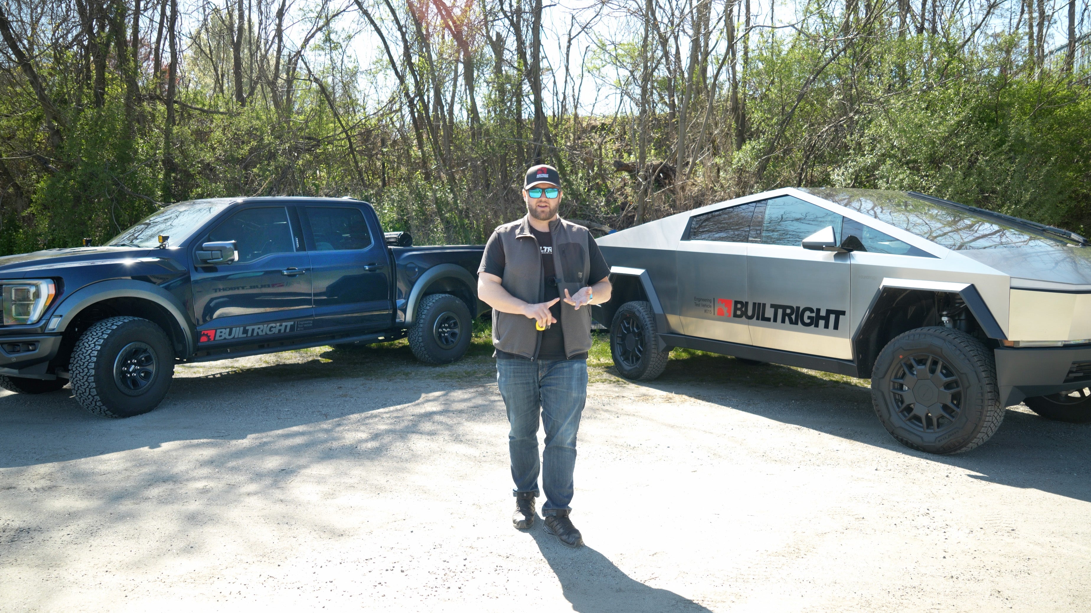 Ford Raptor VS. Tesla Cybertruck - Our Practical Comparison