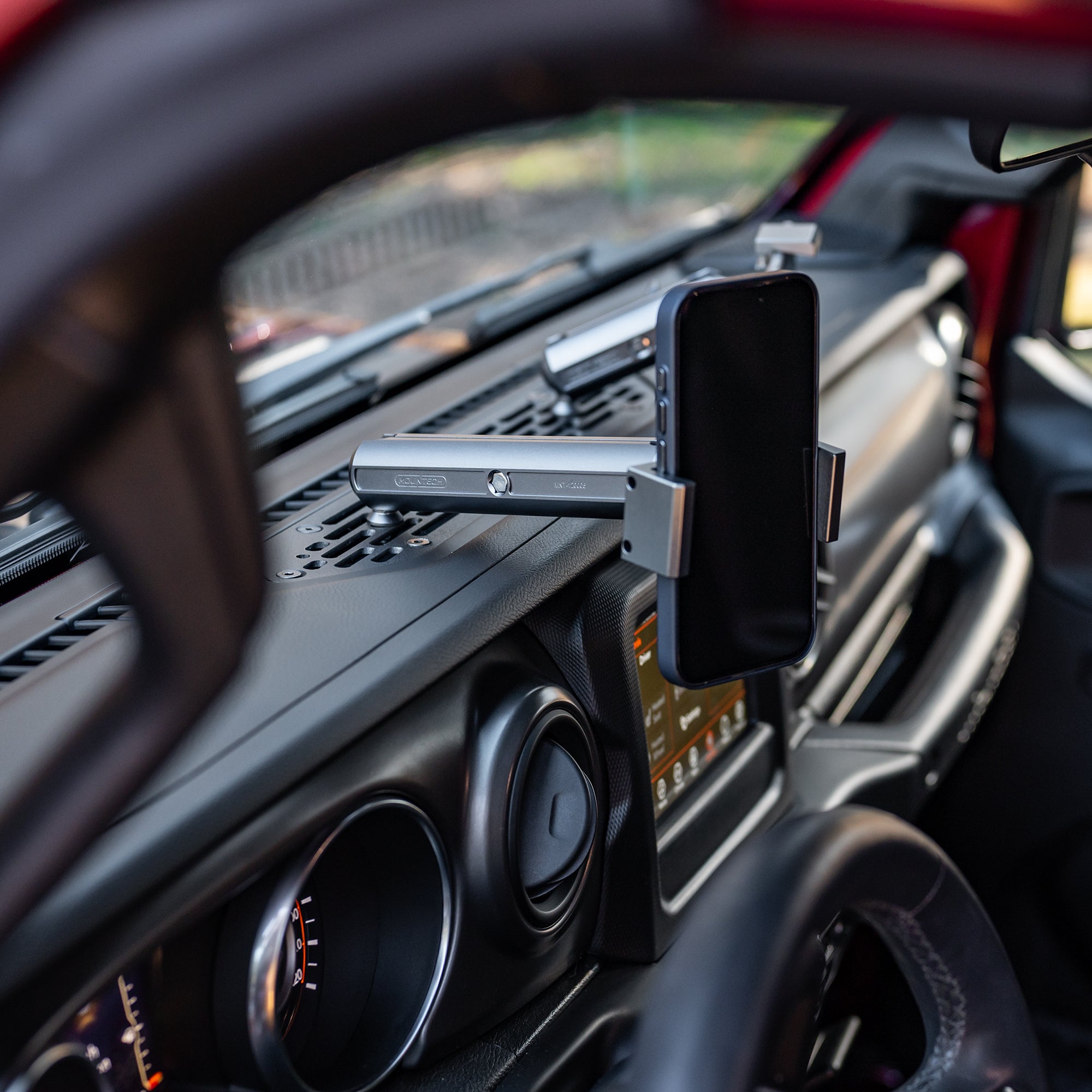 Dash Mount Jeep Wrangler (JL) and Gladiator (JT) BuiltRight