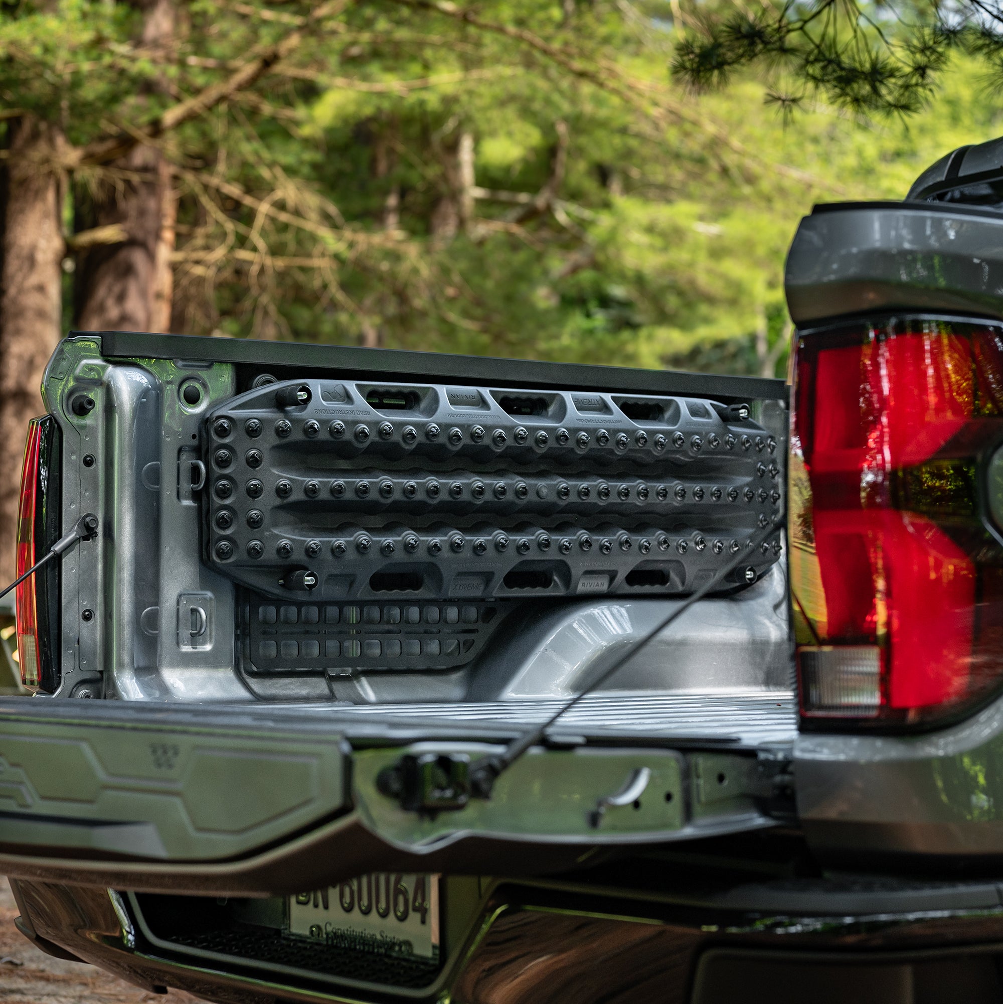 Bedside Rack MOLLE Panel System | Chevrolet Colorado & GMC Canyon (2023+)