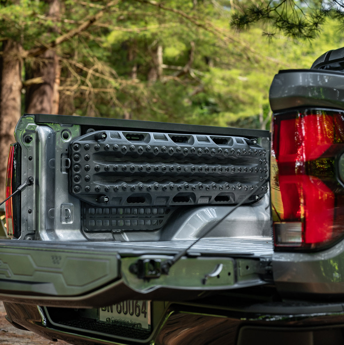 Bedside Rack MOLLE Panel System | Chevrolet Colorado & GMC Canyon (202 ...