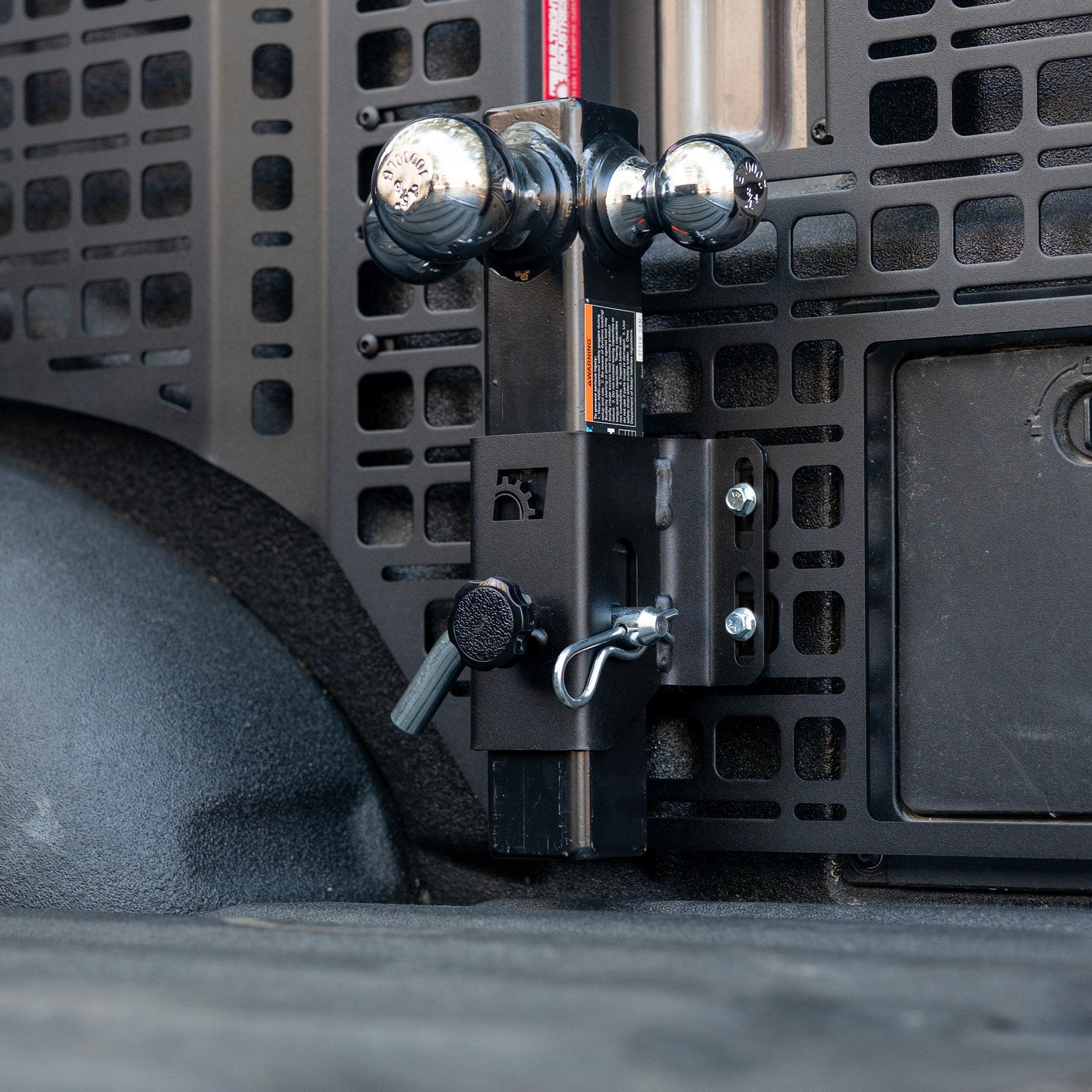 How to hitch a trailer safely