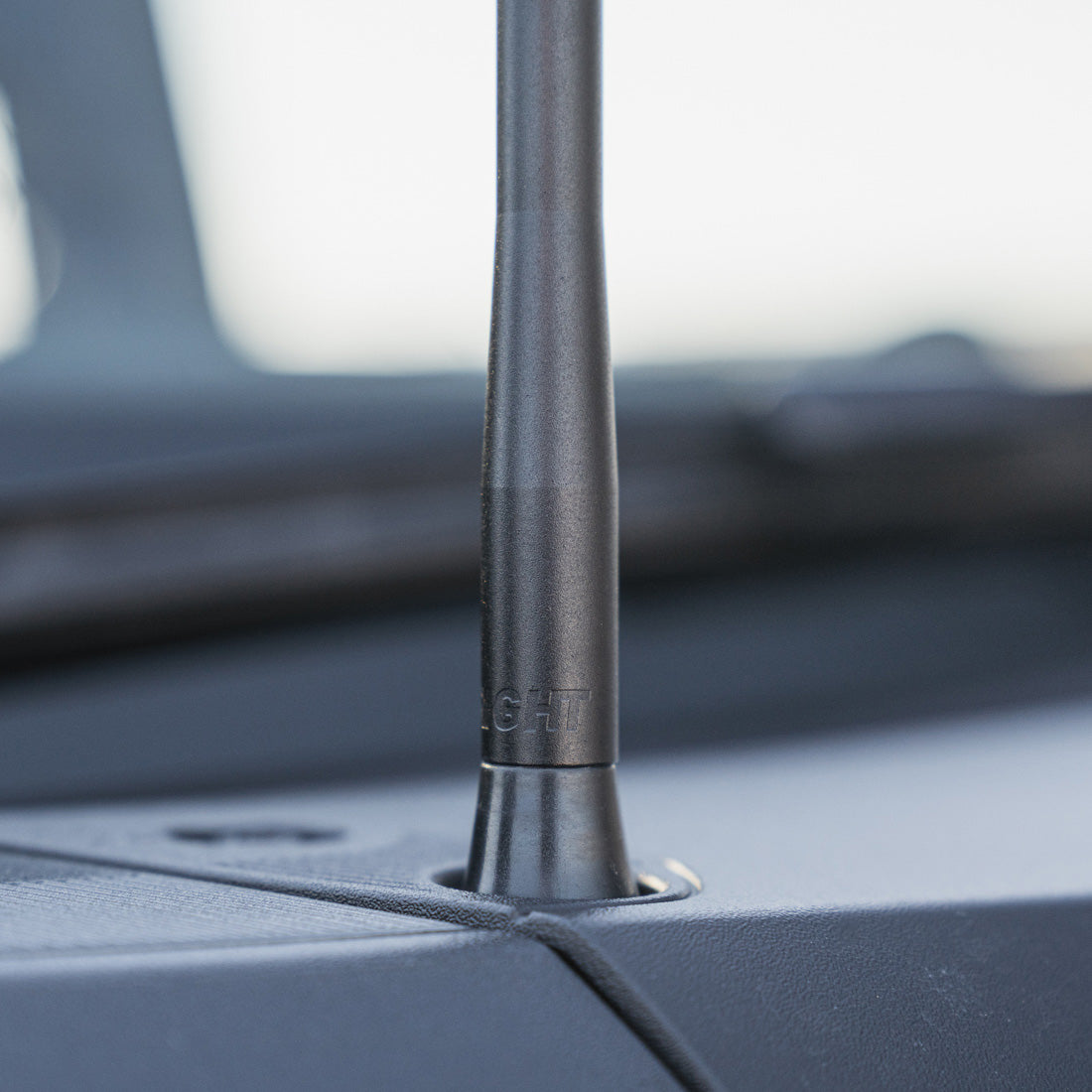 Perfect-Fit Stubby Antenna |  Ford F-150/Raptor (2021+), Super Duty (2022+), Bronco (2021+)