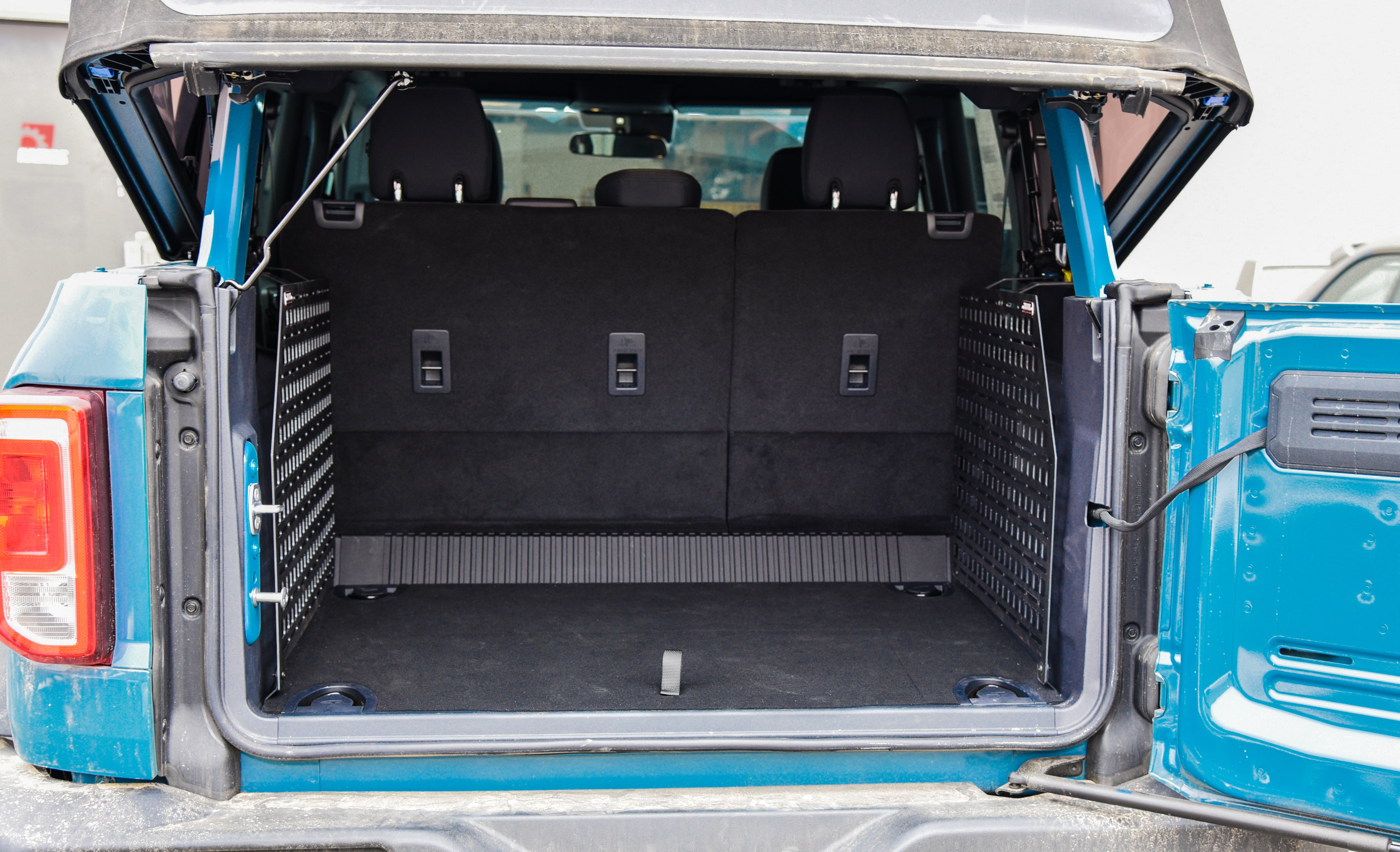 Slide Floor for Bronco 4 Door, Cargo Management